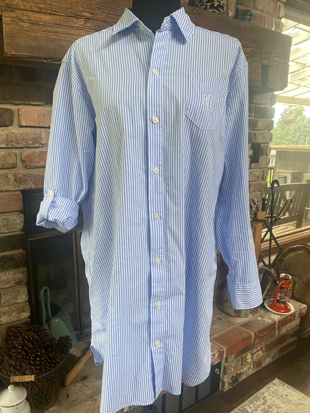 Lauren Ralph Lauren black label blue and white stripe shirt dress/sleep shirt. M